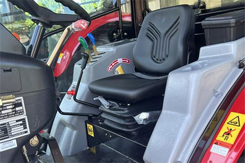 Tractor interior made of engineering plastics